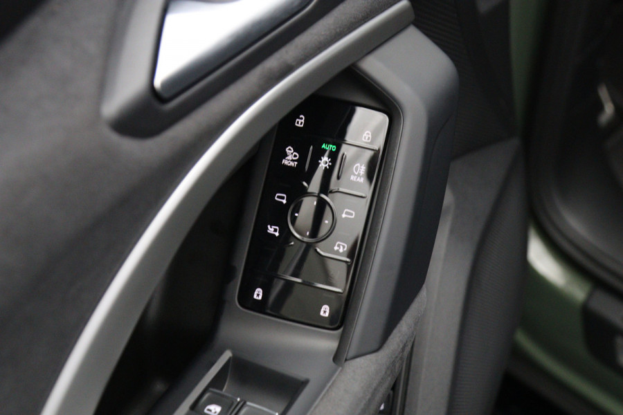 Audi Q5 2.0 TFSI e-hybrid 367 PK Quattro S-Line Competition PHEV, Panoramadak, 360 Camera, Winterpakket, Memory