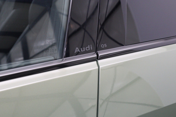 Audi Q5 2.0 TFSI e-hybrid 367 PK Quattro S-Line Competition PHEV, Panoramadak, 360 Camera, Winterpakket, Memory