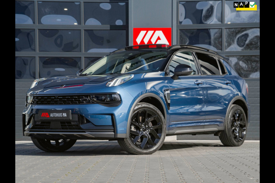 Lynk & Co 01 1.5 | Black Edition | Panoramadak|360° Camera|ACC|Stoelverwarming|Navi|Carplay