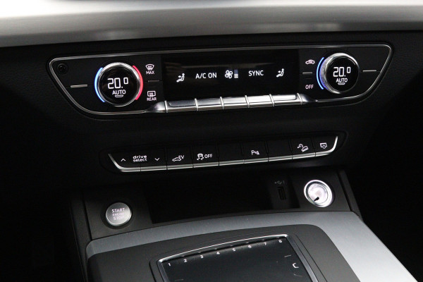 Audi Q5 55 TFSI e 367 PK Quattro Competition PHEV, Panoramadak, Camera, 21" LM