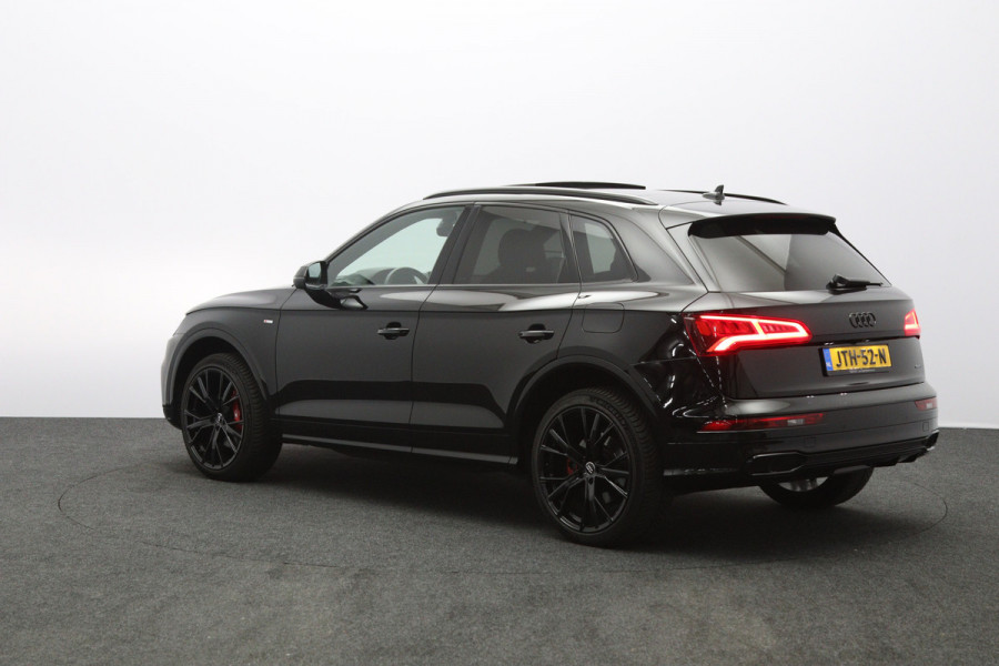 Audi Q5 55 TFSI e 367 PK Quattro Competition PHEV, Panoramadak, Camera, 21" LM