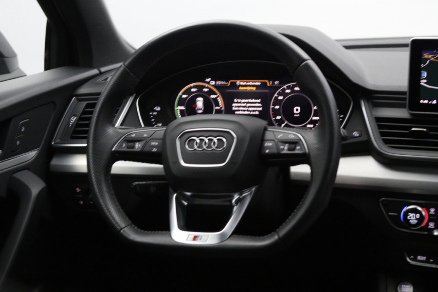 Audi Q5 55 TFSI e 367 PK Quattro Competition PHEV, Panoramadak, Camera, 21" LM