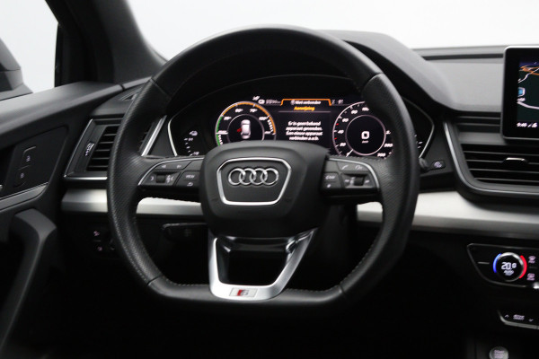Audi Q5 55 TFSI e 367 PK Quattro Competition PHEV, Panoramadak, Camera, 21" LM