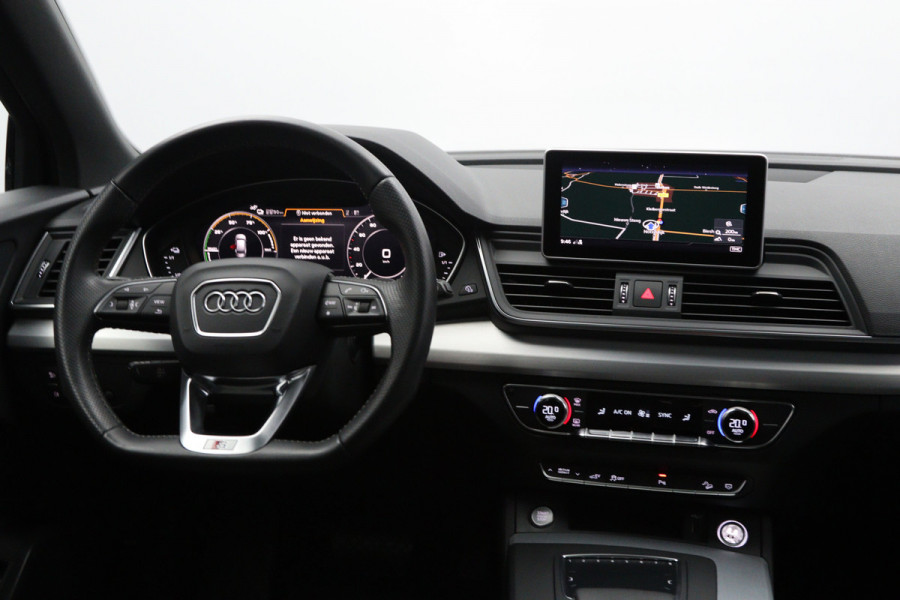 Audi Q5 55 TFSI e 367 PK Quattro Competition PHEV, Panoramadak, Camera, 21" LM