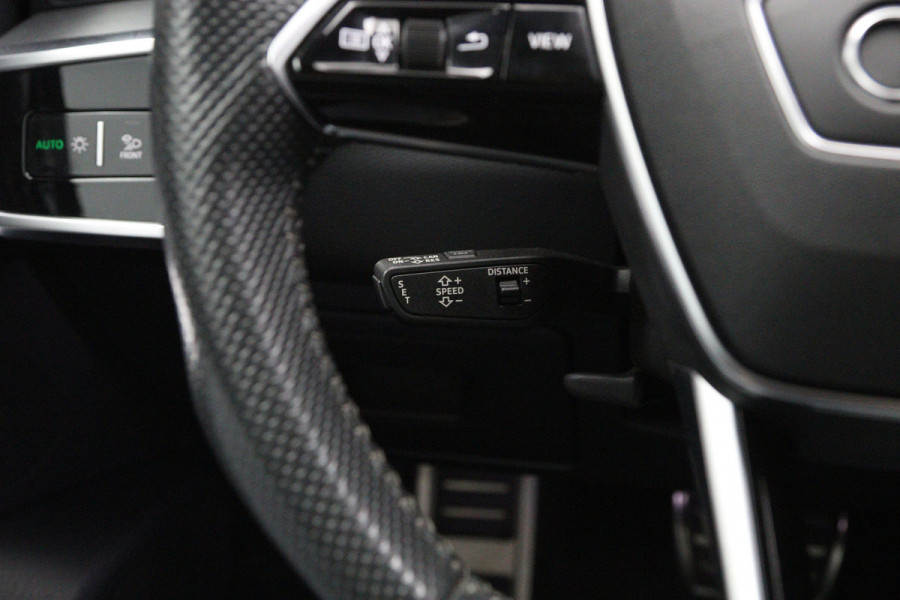 Audi A6 Avant 55 TFSI e Quattro 367 PK Competition, Panoramadak, Tour-Pakket, Camera