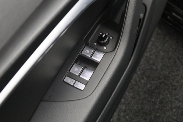 Audi A6 Avant 55 TFSI e Quattro 367 PK Competition, Panoramadak, Tour-Pakket, Camera