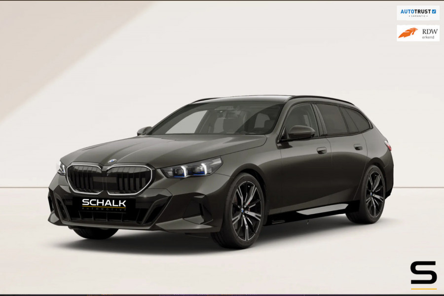 BMW 5 Serie Touring 550e xDrive|Full|B&W|Pano|Fiscaal€72.800