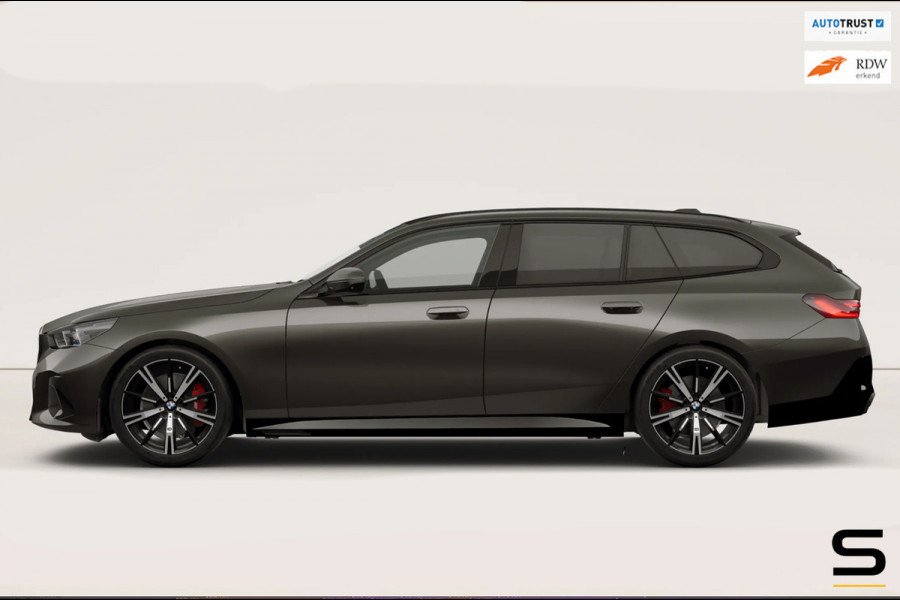 BMW 5 Serie Touring 550e xDrive|Full|B&W|Pano|Fiscaal€72.800
