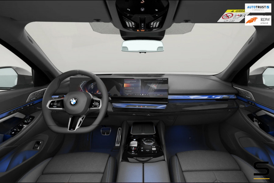 BMW 5 Serie Touring 550e xDrive|Full|B&W|Pano|Fiscaal€72.800