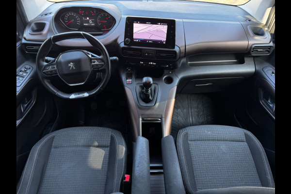 Peugeot Rifter 1.2 Puretech GT-Line | Trekhaak | 5-Persoons | Keyless | Climate Control | Parkeersensoren | Navigatie |