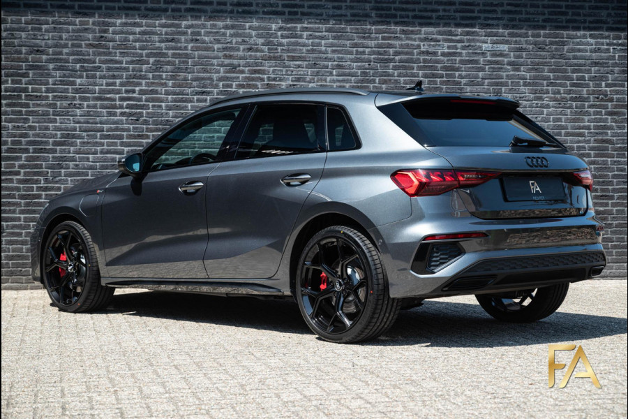 Audi A3 Sportback 45 TFSI e S Line Competition 19Inch|Fullblack|RSSeats
