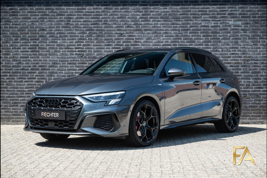 Audi A3 Sportback 45 TFSI e S Line Competition 19Inch|Fullblack|RSSeats