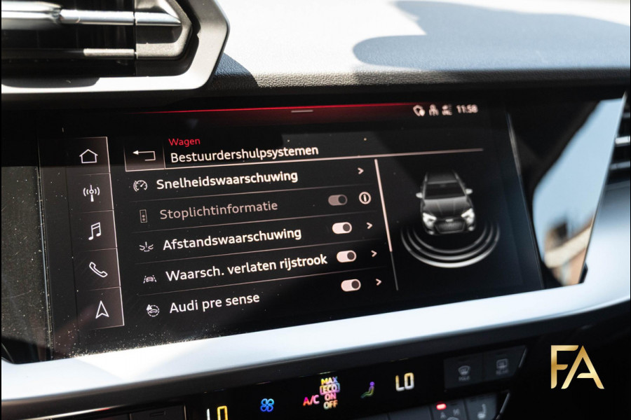 Audi A3 Sportback 45 TFSI e S Line Competition 19Inch|Fullblack|RSSeats