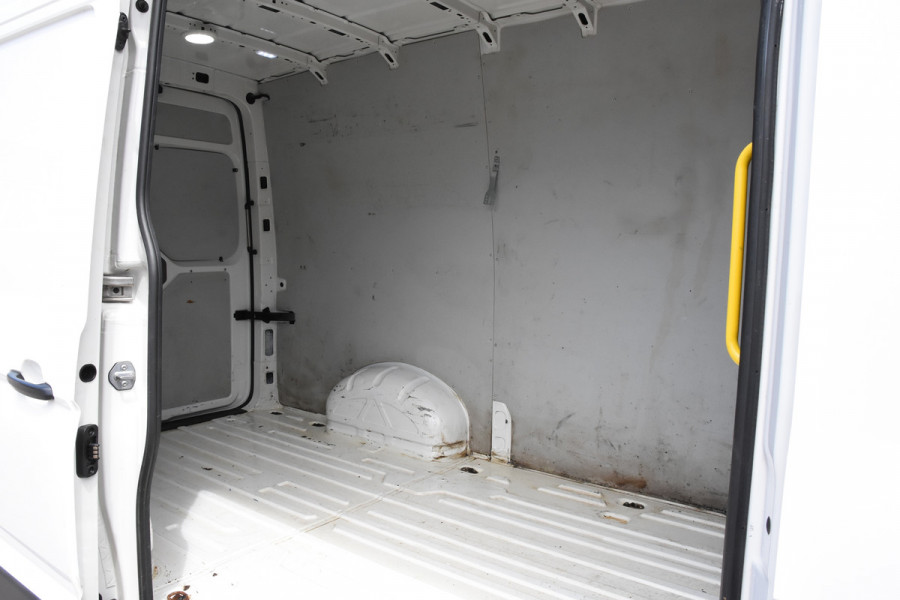 Volkswagen Crafter 35 TDI L3H3 *Leer*Navigatie*Camera*