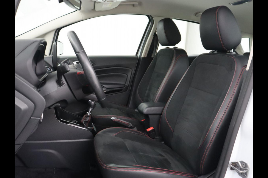 Ford EcoSport 1.0 EcoBoost ST-Line | Trekhaak | Half leder | Carplay | Navigatie | Camera | Dodehoek detectie | Climate control | Bluetooth | Cruise control | 17'' | Parkeerhulp