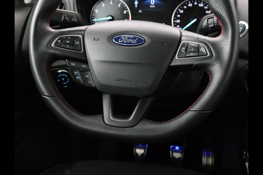 Ford EcoSport 1.0 EcoBoost ST-Line | Trekhaak | Half leder | Carplay | Navigatie | Camera | Dodehoek detectie | Climate control | Bluetooth | Cruise control | 17'' | Parkeerhulp