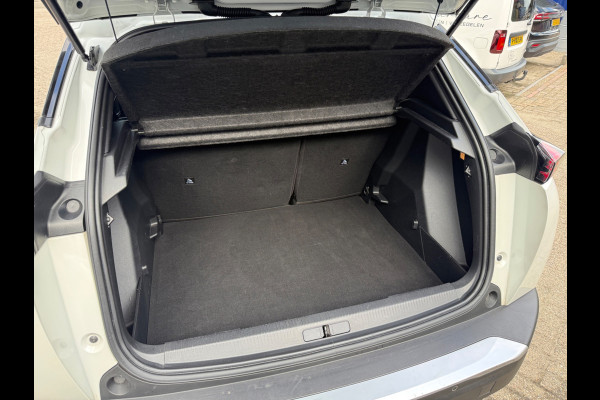Peugeot 2008 1.2 PureTech Allure|Navi|CarPlay|Camera|1eig