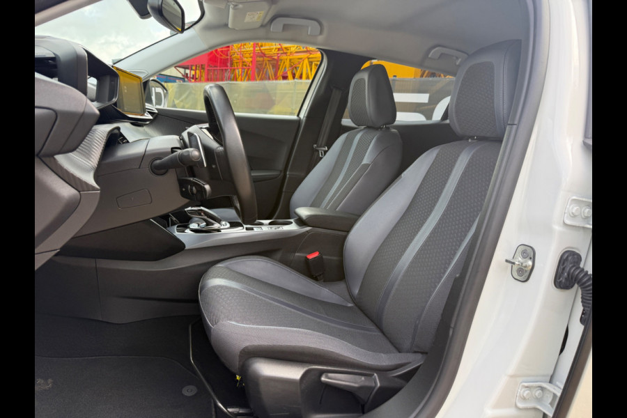 Peugeot 2008 1.2 PureTech Allure|Navi|CarPlay|Camera|1eig