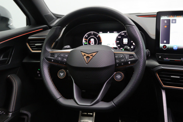 CUPRA Formentor 1.4 e-Hybrid 245 PK VZ Performance PHEV, Panoramadak, Trekhaak, Leder