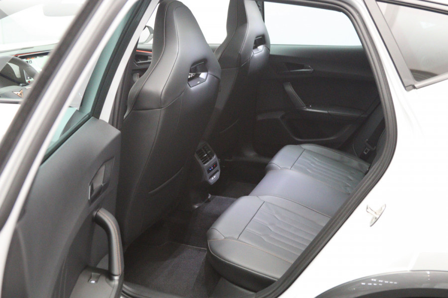 CUPRA Formentor 1.4 e-Hybrid 245 PK VZ Performance PHEV, Panoramadak, Trekhaak, Leder
