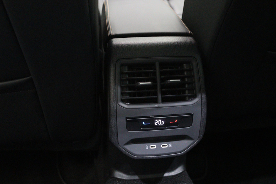CUPRA Formentor 1.4 e-Hybrid 245 PK VZ Performance PHEV, Panoramadak, Trekhaak, Leder