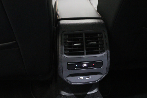 CUPRA Formentor 1.4 e-Hybrid 245 PK VZ Performance PHEV, Panoramadak, Trekhaak, Leder