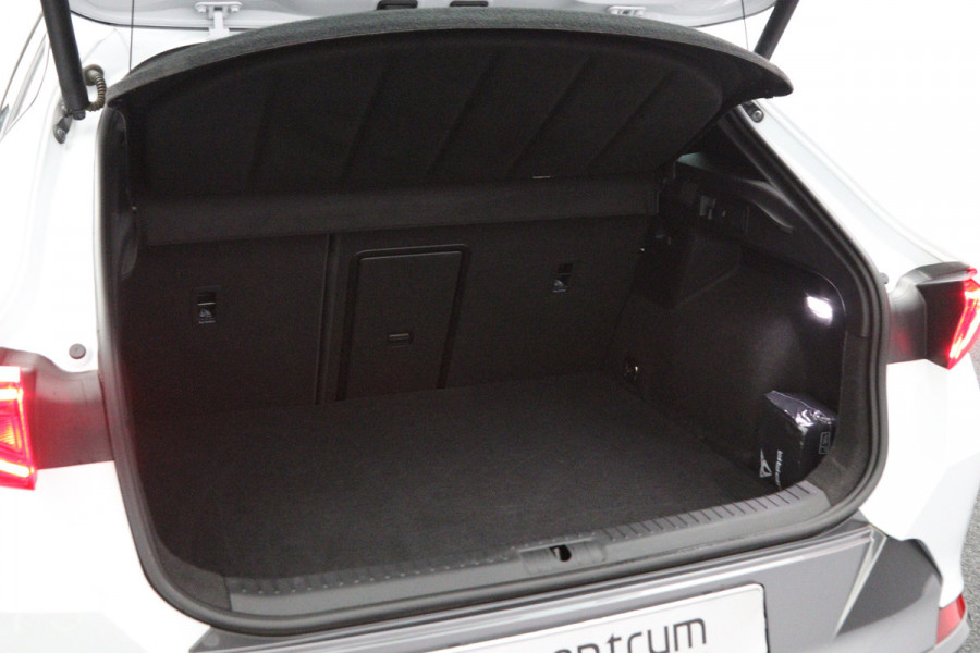 CUPRA Formentor 1.4 e-Hybrid 245 PK VZ Performance PHEV, Panoramadak, Trekhaak, Leder