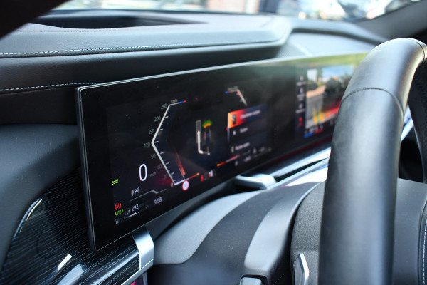 BMW 7 Serie 750e xDrive M-Sport Pro Frozen-Grey Auto-Doors Exe-Drive-Pro Trekhaak