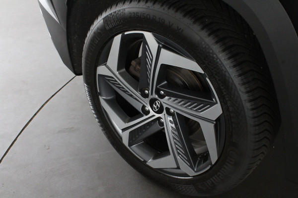 Hyundai Tucson 1.6 T-GDI PHEV Comfort Smart 4WD > Krell audio/Plug-in Hybride/keyless/Phantom Black...