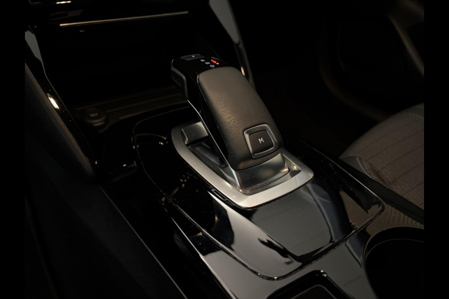 Peugeot 208 1.2 PureTech 100PK Aut. Allure Pack | Groot navi | adapt. Cruise | I-Cockpit | Incl. garantie