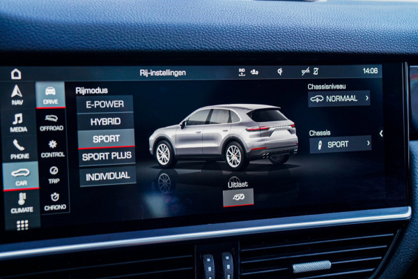 Porsche Cayenne 3.0 E-Hybrid Platinum Edition | Panorama | Sport Chrono | Lane Assist | Trekhaak | Luchtvering | Stoelventilatie