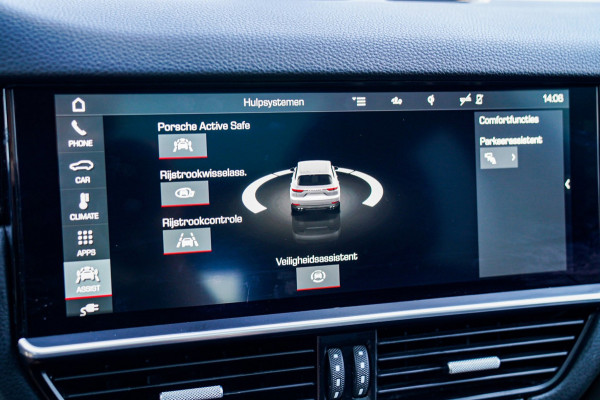 Porsche Cayenne 3.0 E-Hybrid Platinum Edition | Panorama | Sport Chrono | Lane Assist | Trekhaak | Luchtvering | Stoelventilatie