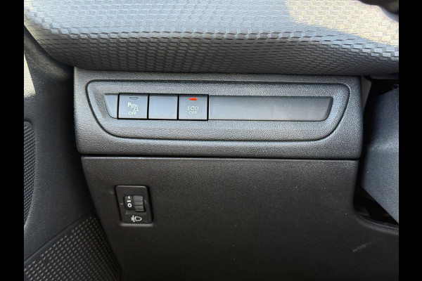Peugeot 2008 1.2 PureTech Blue Lion 2e Eigenaar|Navi|Airco|Carplay|Cruise|PDC|N.A.P|APK tot 04-2027