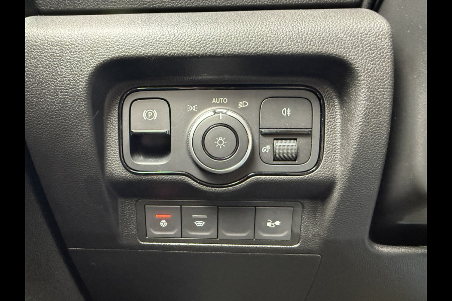 Mercedes-Benz eCitan 112 Pro 51 kWh L2 284 WLTP 98,3% (SOH) Trekhaak 75kW Snelladen MBUX Apple Carplay Cruise Control Stoelverwarming Stuurverwarming Laadkabel