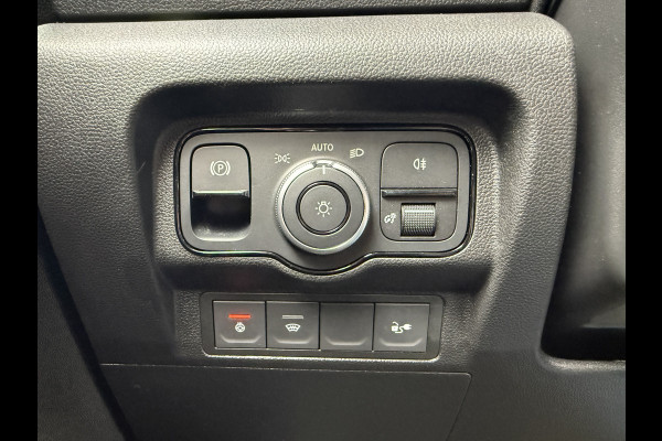 Mercedes-Benz eCitan 112 Pro 51 kWh L2 284 WLTP 98,3% (SOH) Trekhaak 75kW Snelladen MBUX Apple Carplay Cruise Control Stoelverwarming Stuurverwarming Laadkabel