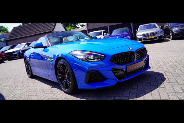 BMW Z4 Roadster SDrive20i High Executive