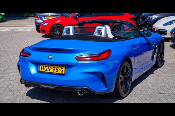 BMW Z4 Roadster SDrive20i High Executive