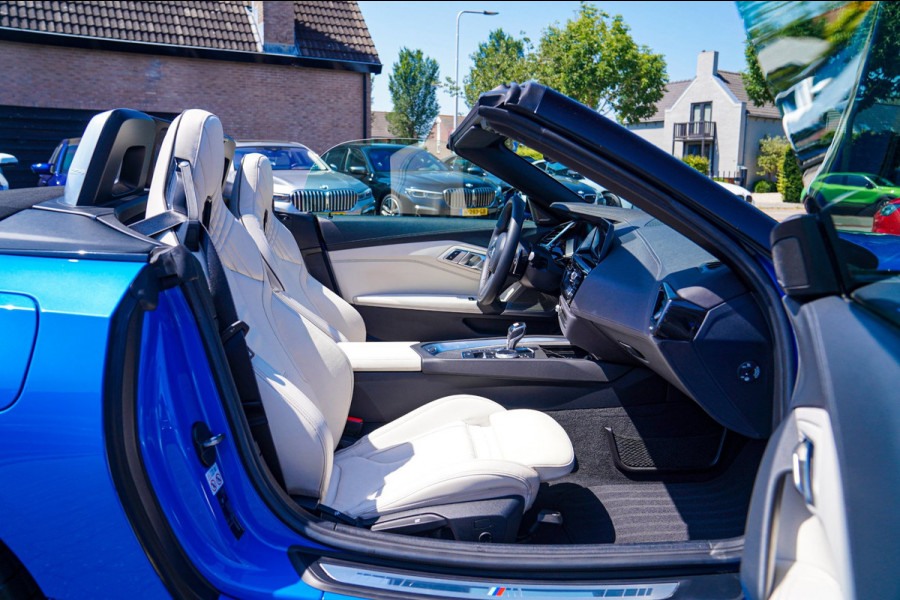 BMW Z4 Roadster SDrive20i High Executive