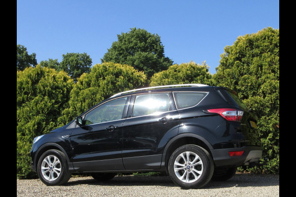 Ford Kuga 1.5 Titanium * Navi * Camera * Trekhaak *
