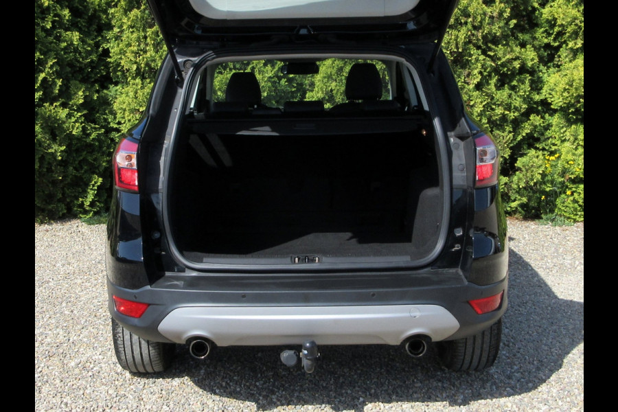 Ford Kuga 1.5 Titanium * Navi * Camera * Trekhaak *