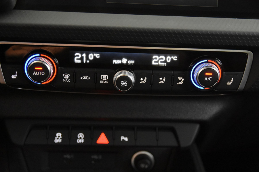 Audi A3 30 TFSI S-Tronic *1ste Eigenaar*Navigatie*Stoelverwarming*Camera*