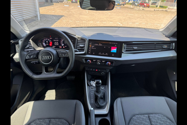 Audi A1 SPORTBACK 25 TFSI S edition