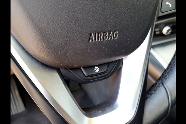 BMW 3 Serie Touring 320e Luxury - Pano, Trekhaak, Laser (NL NAP BTW)