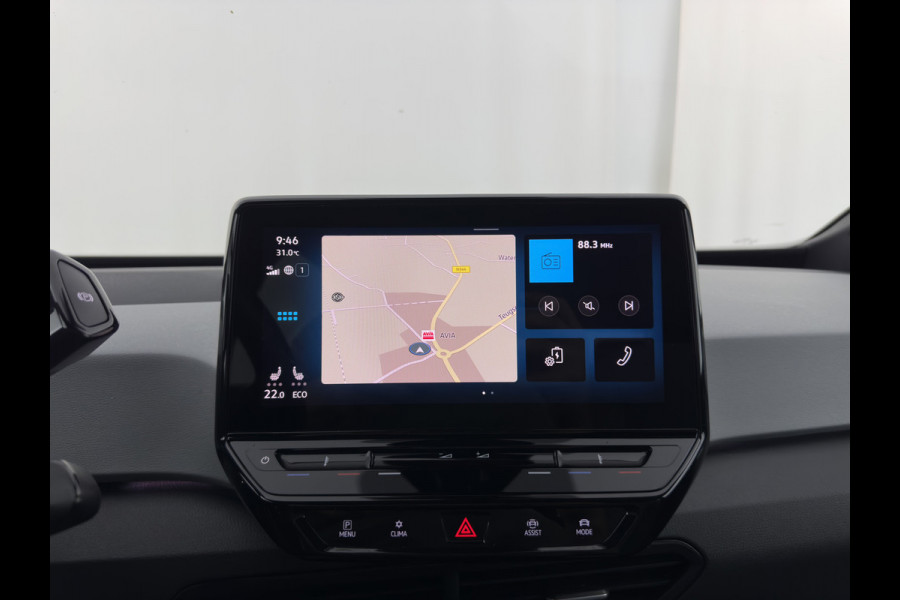 Volkswagen ID.3 First Plus 58 kWh [ 3-Fase-11kW] {SoH-88%} (INCL-BTW) Aut. *FULL-LED | HEATED-COMFORTSEATS | CAMERA | DIGI-COCKPIT | NAVI-FULLMAP | KEYLESS | PRIVACY-GLASS | AMBIENT-LIGHT | ECC | PDC | CRUISE | 19''ALU*