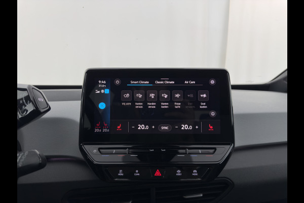 Volkswagen ID.3 First Plus 58 kWh [ 3-Fase-11kW] {SoH-88%} (INCL-BTW) Aut. *FULL-LED | HEATED-COMFORTSEATS | CAMERA | DIGI-COCKPIT | NAVI-FULLMAP | KEYLESS | PRIVACY-GLASS | AMBIENT-LIGHT | ECC | PDC | CRUISE | 19''ALU*