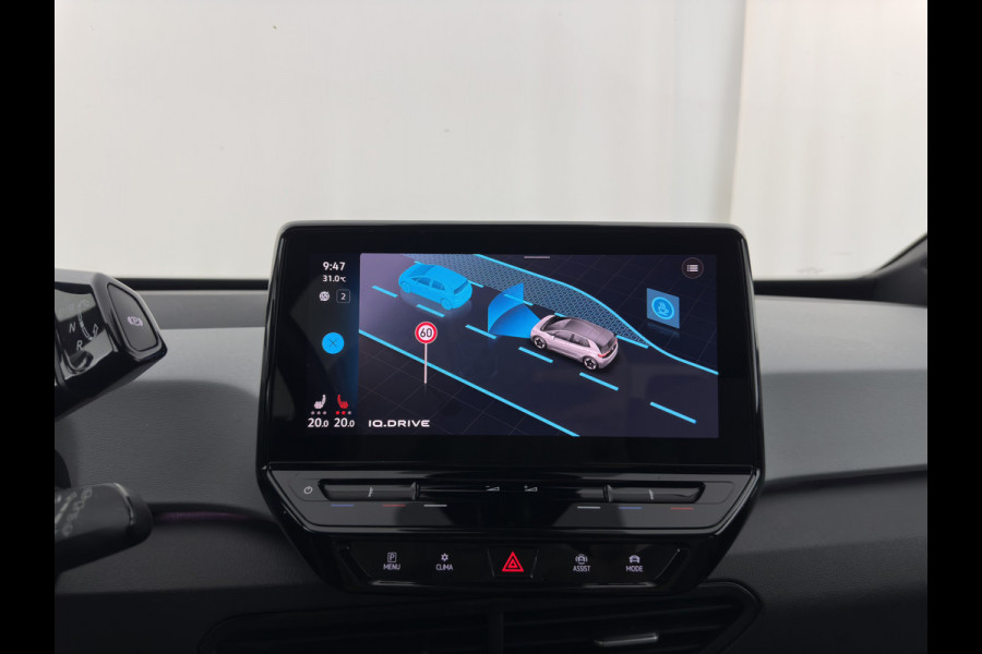Volkswagen ID.3 First Plus 58 kWh [ 3-Fase-11kW] {SoH-88%} (INCL-BTW) Aut. *FULL-LED | HEATED-COMFORTSEATS | CAMERA | DIGI-COCKPIT | NAVI-FULLMAP | KEYLESS | PRIVACY-GLASS | AMBIENT-LIGHT | ECC | PDC | CRUISE | 19''ALU*