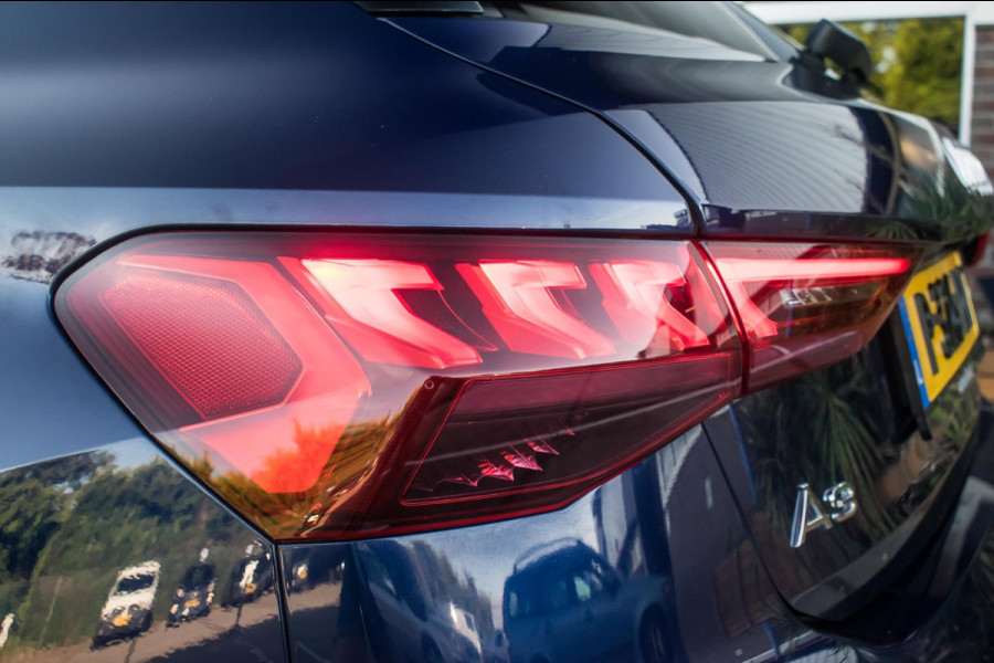 Audi A3 Sportback 35 TFSI Advanced Sport Edition S NL-auto [ Panoramadak Sfeerlicht Matrix Adaptive Cruise Camera Virtual S Line ]