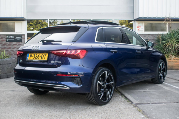 Audi A3 Sportback 35 TFSI Advanced Sport Edition S NL-auto [ Panoramadak Sfeerlicht Matrix Adaptive Cruise Camera Virtual S Line ]