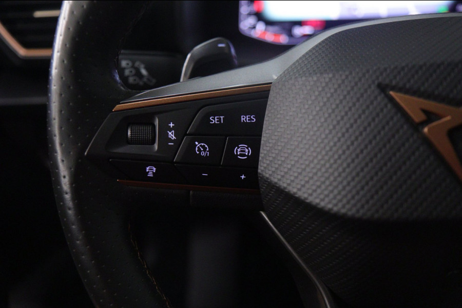 CUPRA Formentor 1.5 TSI Style PANO/CARPLAY/SFEERV/MEM/LANEASSIT/ACC/VOL