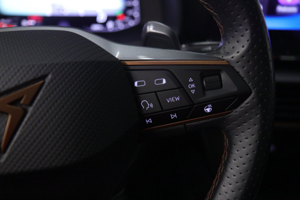 CUPRA Formentor 1.5 TSI Style PANO/CARPLAY/SFEERV/MEM/LANEASSIT/ACC/VOL